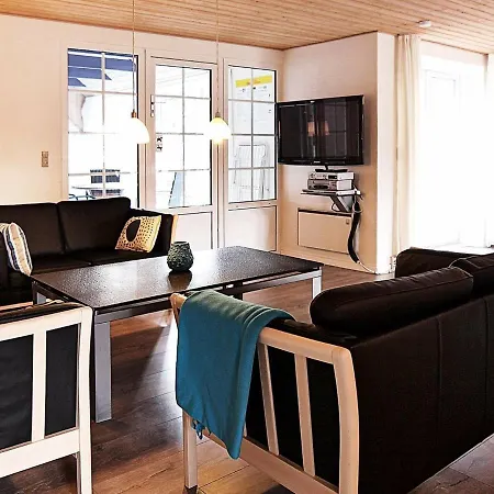 Cozy Holiday In Ulfborg With Sauna 度假居